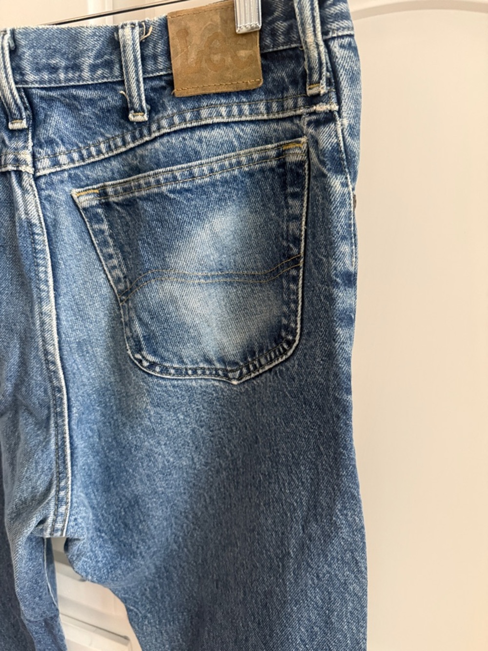 Vintage Lee Straight Fit Blue Denim Jeans - Picture 4 of 6